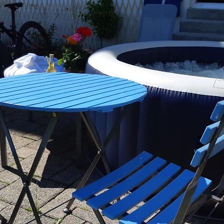 Gite La Petite Maison Horlogere Et Jacuzzi , Raquettes Les Fontenelles 外观 照片