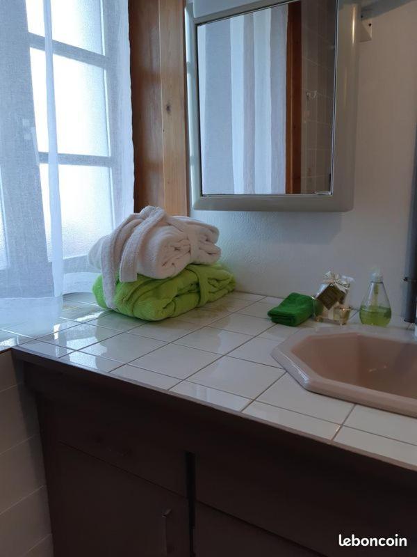 Gite La Petite Maison Horlogere Et Jacuzzi , Raquettes Les Fontenelles 外观 照片